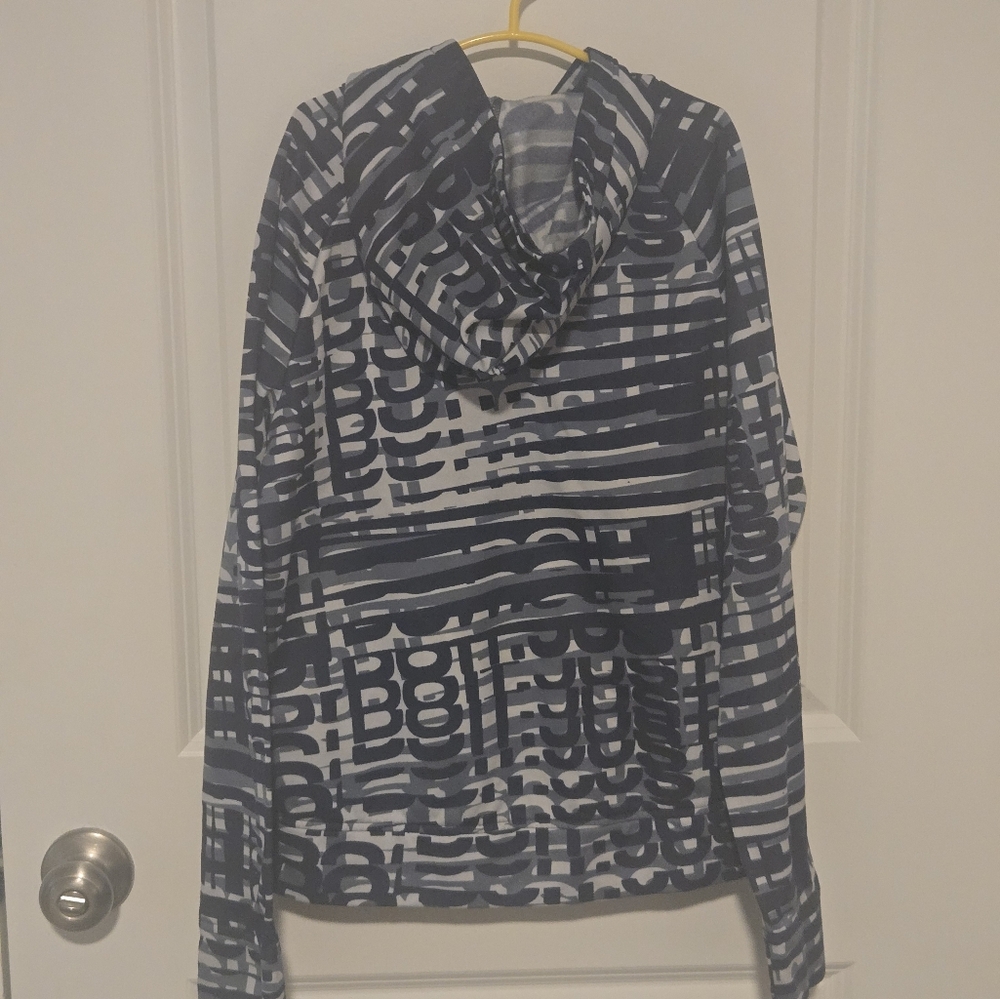 Nike Navy and White Dri-fit Striped Hoodie - Picture 5 of 5
